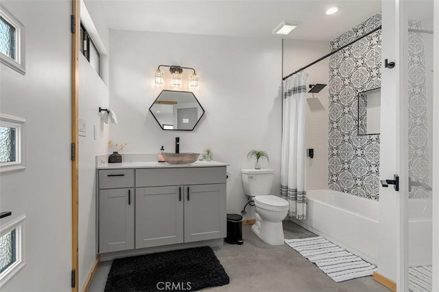 65154 Hoover Rd, Joshua Tree, CA 92252 - bathroom featuring vanity, concrete floors, shower / bath combo with shower curtain, and recessed lighting