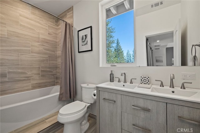 19574 Butler Way, Groveland, CA 95321 - bathroom with double vanity and shower / tub combo