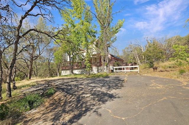 view of front of property