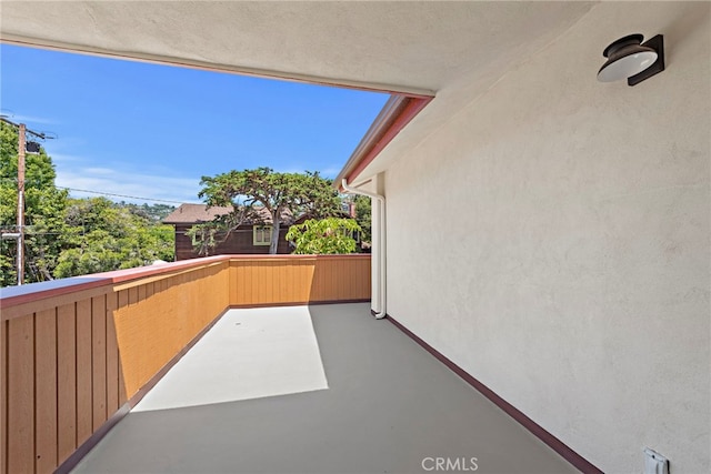 1585 Catalina, Laguna Beach, CA 92651 - view of balcony