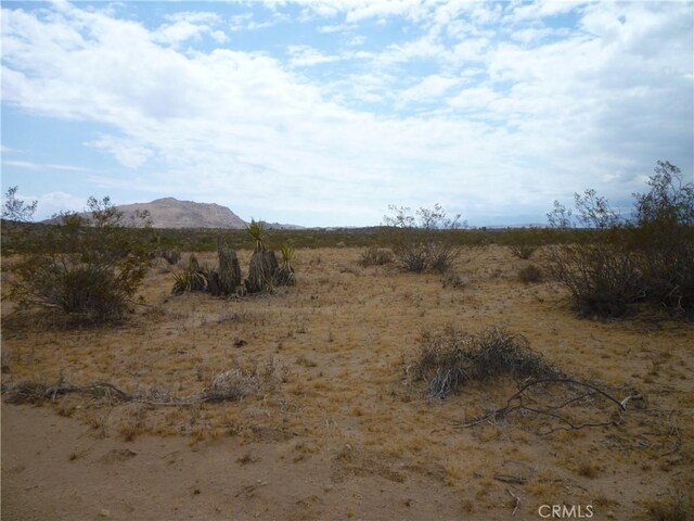 Listing photo 2 for 62397 Sunny Sands Dr, Joshua Tree CA 92252