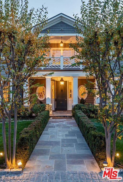 view of front of property with a porch