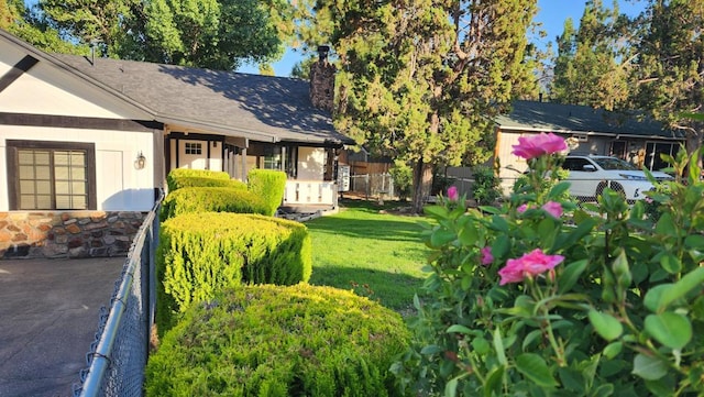 view of front of home with a front yard