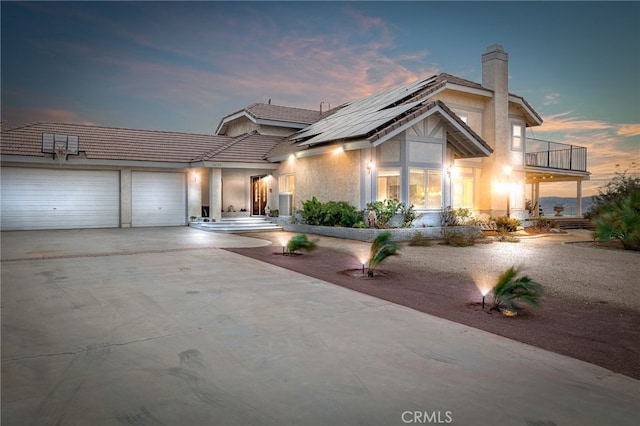 view of front of home featuring a garage