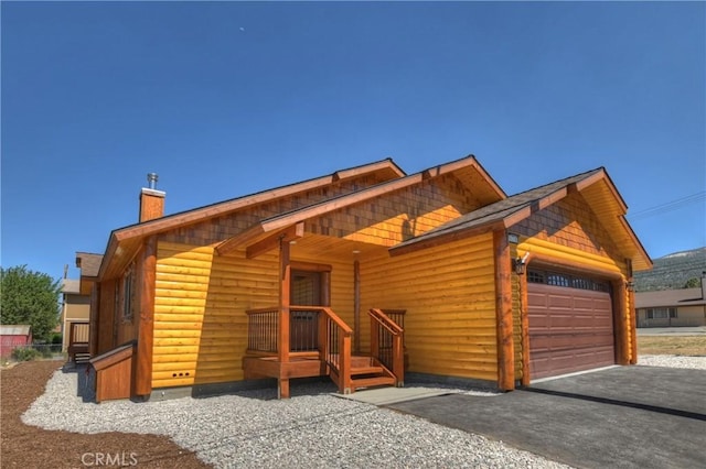 view of front facade with a garage