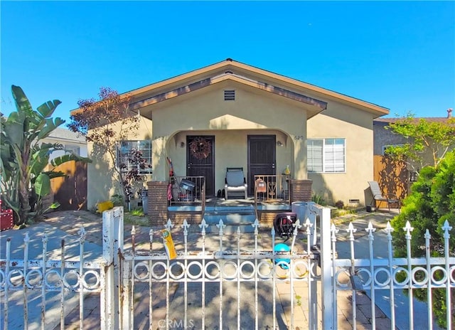 view of front of property with covered porch