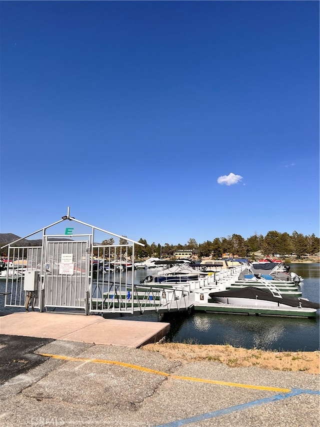 Listing photo 2 for 400 Pine Knot Blvd # E-29, Big Bear Lake CA 92315