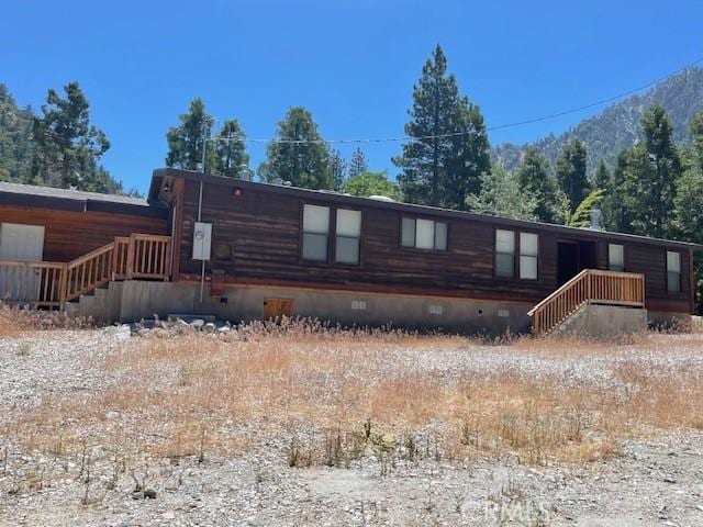 41501 Island Dr, Forest Falls, CA 92339 - back of house with crawl space