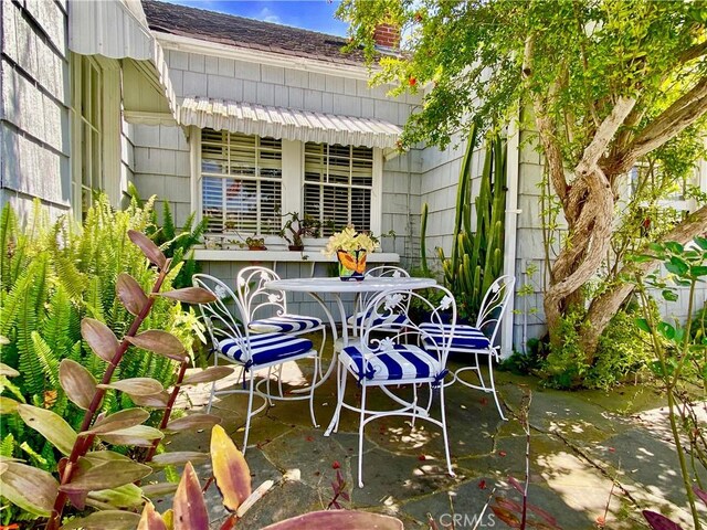1407 N Bay Front E, Newport Beach, CA 92662 - view of patio / terrace with outdoor dining area