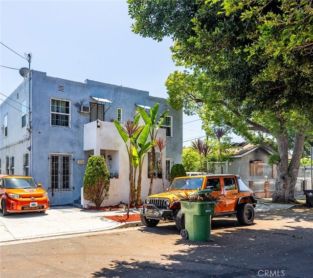 view of front of house