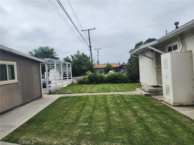 12100 Colima Rd, Whittier, CA 90604 - view of yard
