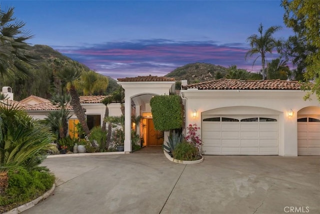 view of mediterranean / spanish-style house