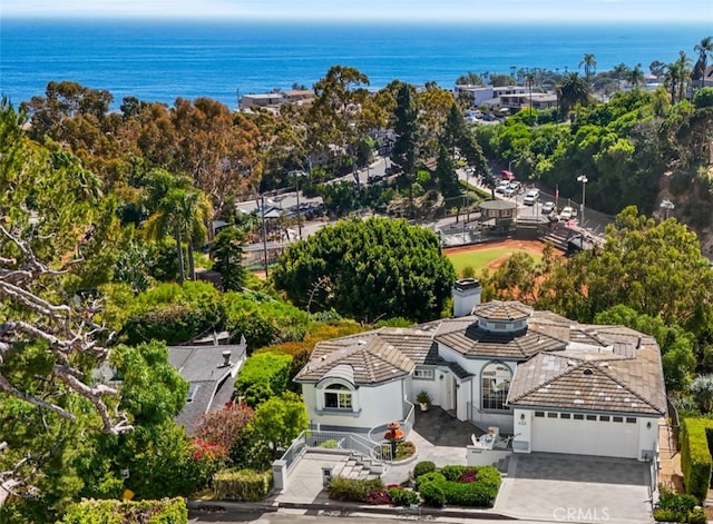 bird's eye view with a water view