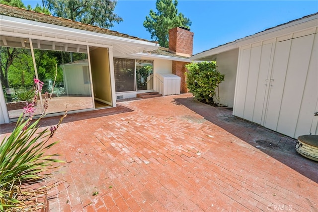 8 Quail Ridge Rd S, Rolling Hills, CA 90274 - view of patio / terrace