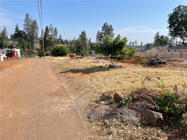 Listing photo 3 for 810 Bille Rd, Paradise CA 95969