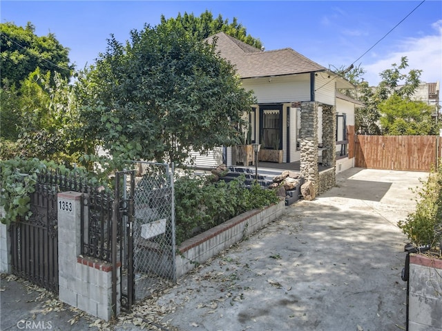 view of front of home