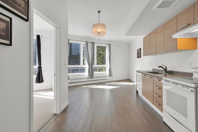 kitchen with sink, decorative light fixtures, white range with electric stovetop, dark hardwood / wood-style flooring, and a chandelier