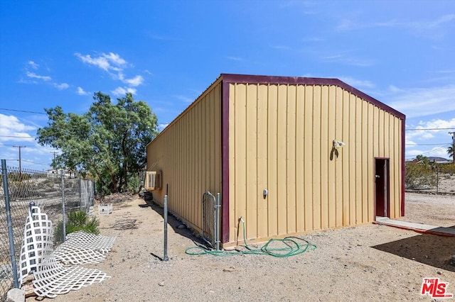 view of outdoor structure