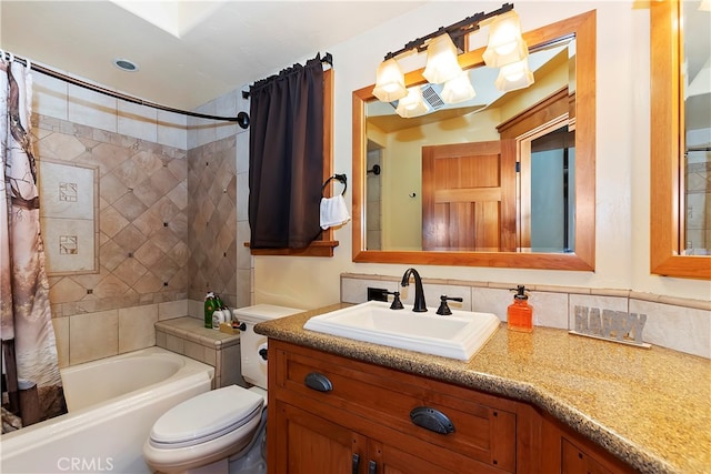 full bathroom featuring shower / bathtub combination with curtain, backsplash, large vanity, and toilet