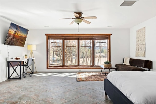 bedroom with ceiling fan