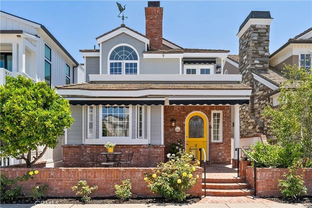 view of front of home featuring a porch