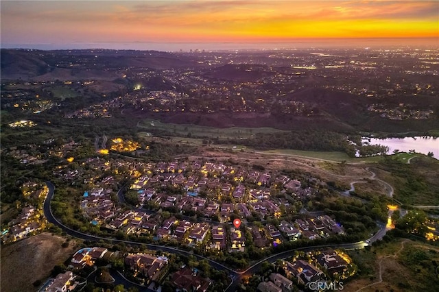 view of aerial view at dusk