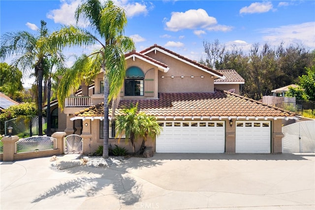 view of mediterranean / spanish-style house