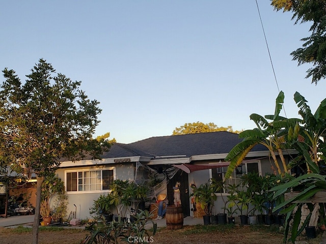 view of front facade