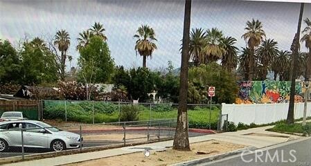 2125 7th St, Riverside, CA 92507