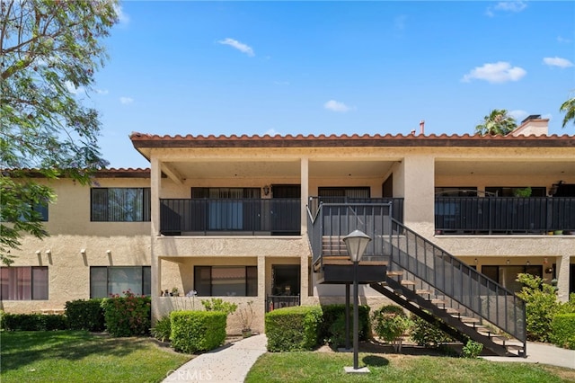 43195 Andrade Ave Unit S, Hemet, CA 92544 - view of building exterior with stairway
