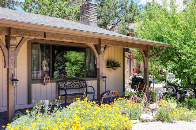 doorway to property featuring a porch