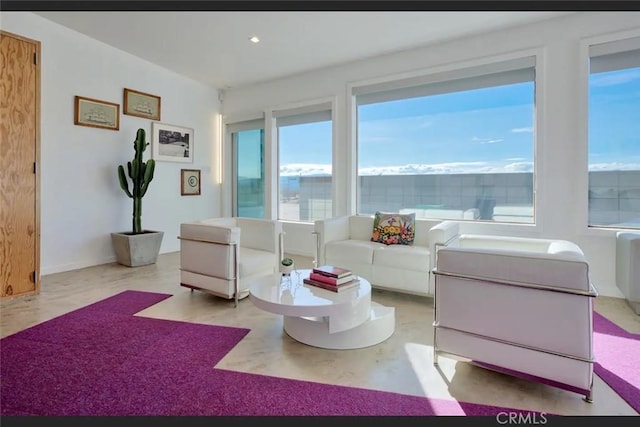 66028 Sonora Rd, Joshua Tree, CA 92252 - living room featuring recessed lighting