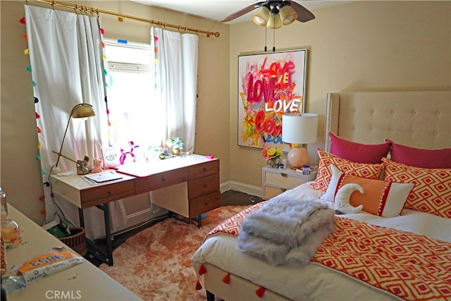 bedroom featuring ceiling fan