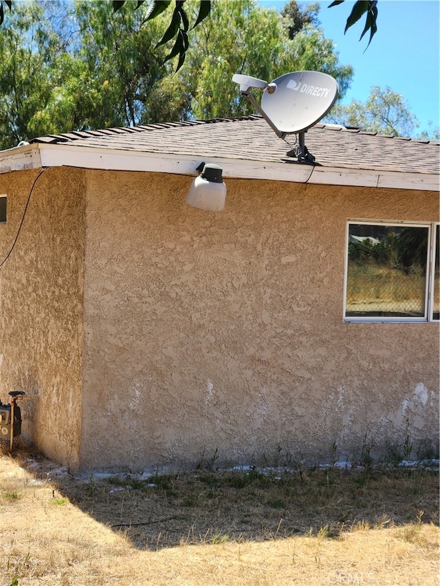 view of home's exterior