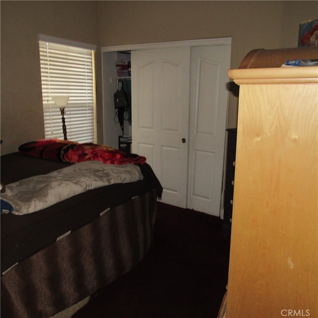 bedroom featuring a closet