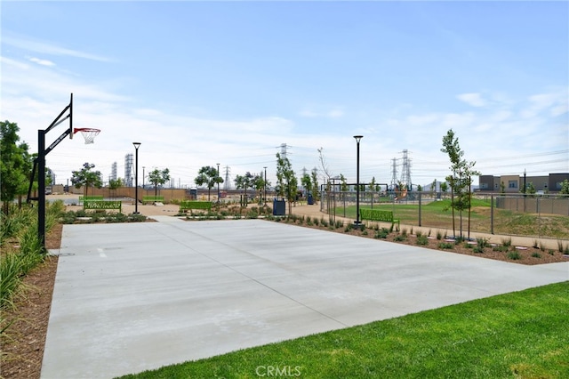 3570 E Peckham Paseo Unit 3, Ontario, CA 91761 - view of sport court featuring community basketball court and fence