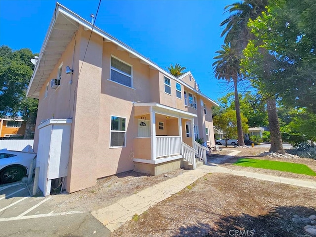 view of front of house featuring covered porch