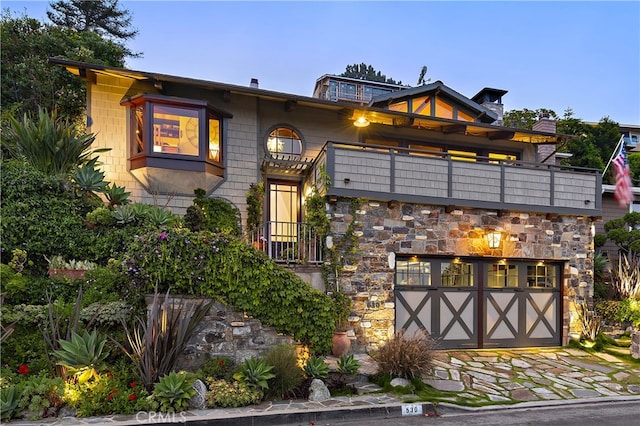 view of front of house with a garage