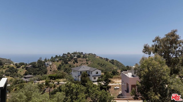 Listing photo 2 for 27084 Old Chimney Rd, Malibu CA 90265