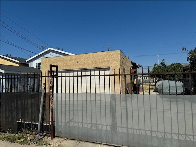 7819 S Hoover St, Los Angeles, CA 90044 - view of gate