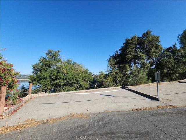 Listing photo 2 for 8139 Smith Point Rd, Bradley CA 93426