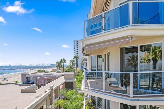 view of side of property featuring a water view