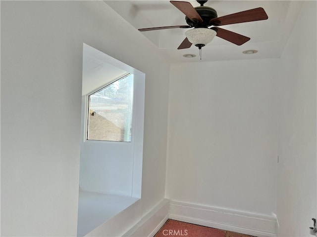 empty room featuring ceiling fan