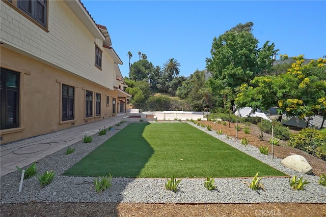 view of yard with a patio