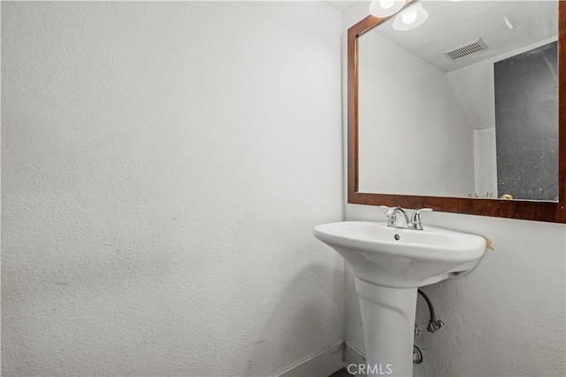 bathroom featuring visible vents