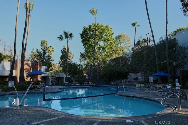 3601 W Hidden Ln Unit 121, Rolling Hills Estates, CA 90274 - community pool with a patio