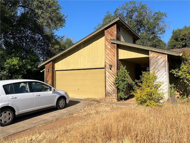 view of property exterior