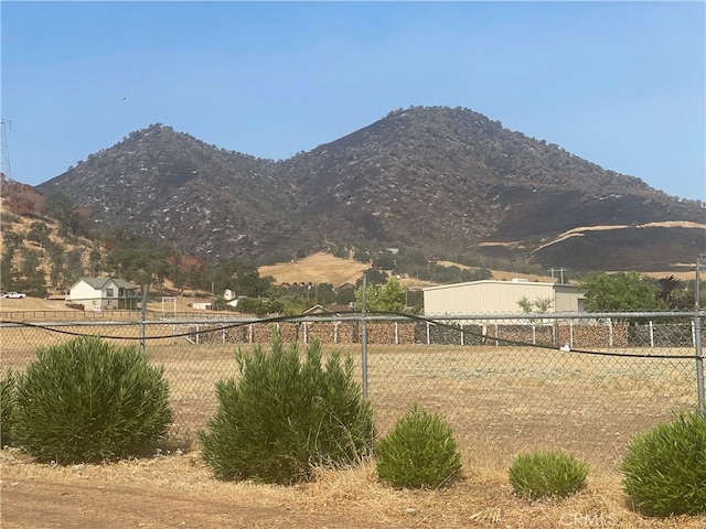 6009 Elwood Rd, Sanger, CA 93657 - mountain view