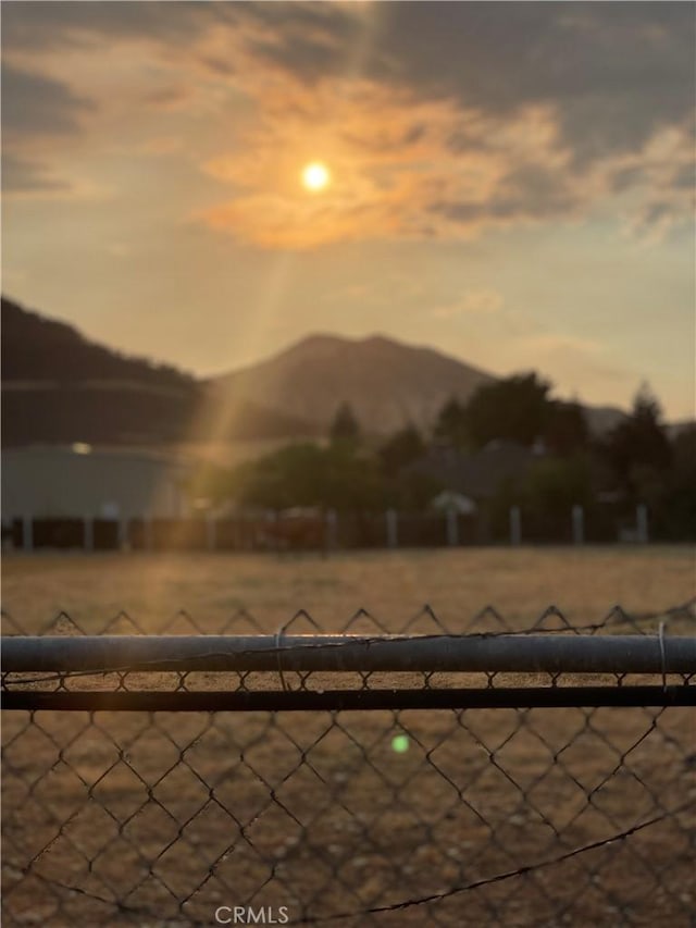 6009 Elwood Rd, Sanger, CA 93657 - view of mountain background