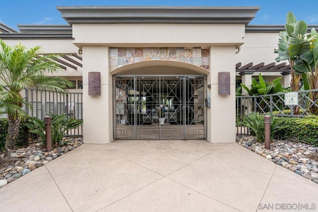 view of property entrance